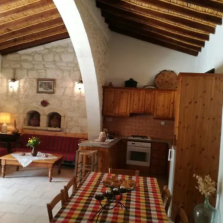 Loxandra Mini-hôtel 2*